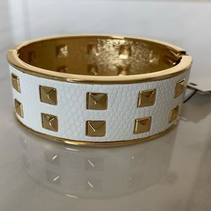 Gold and white faux leather bracelet